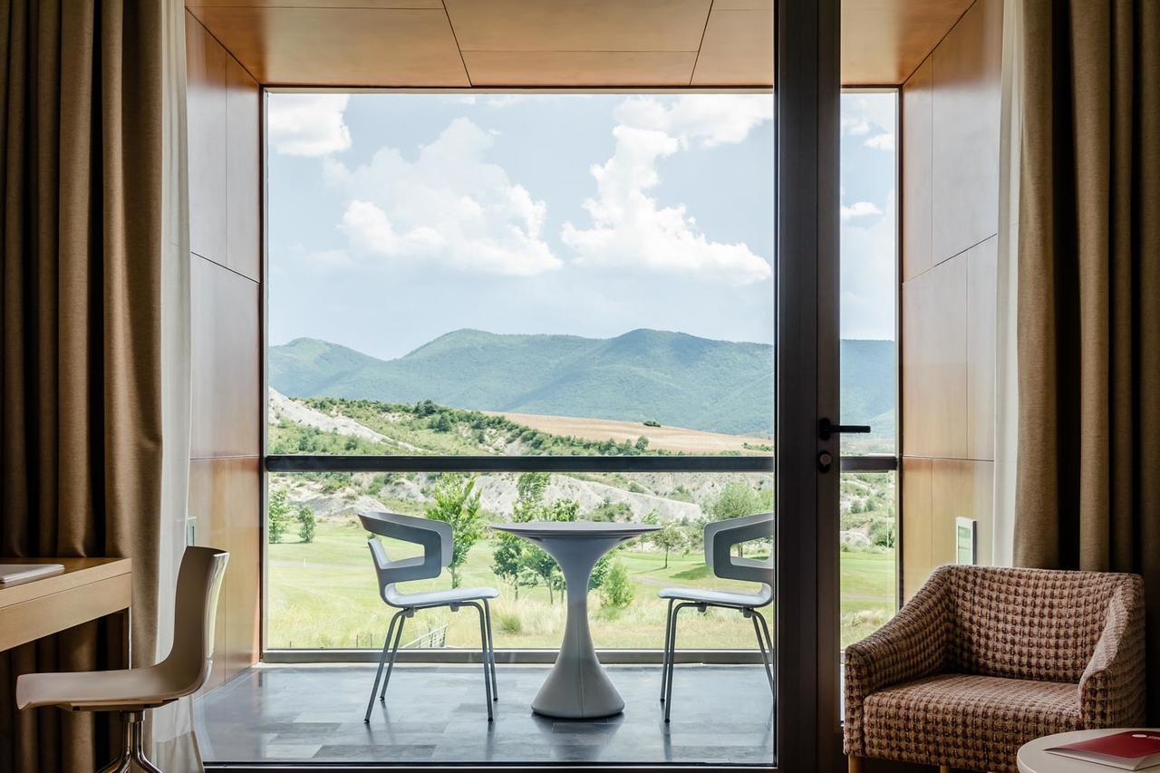 ​Exe Las Margas Golf Latas Exterior photo