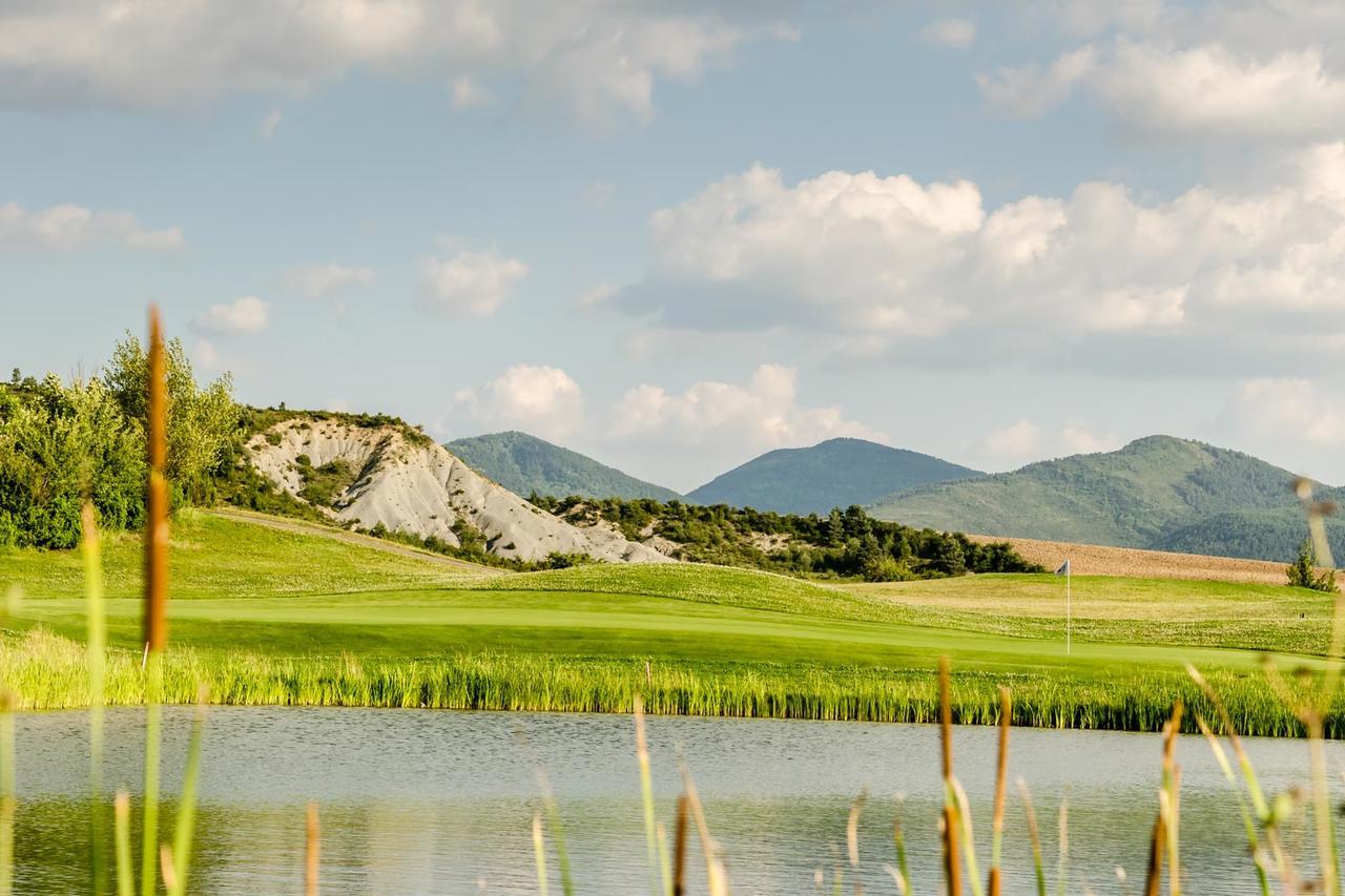 ​Exe Las Margas Golf Latas Exterior photo